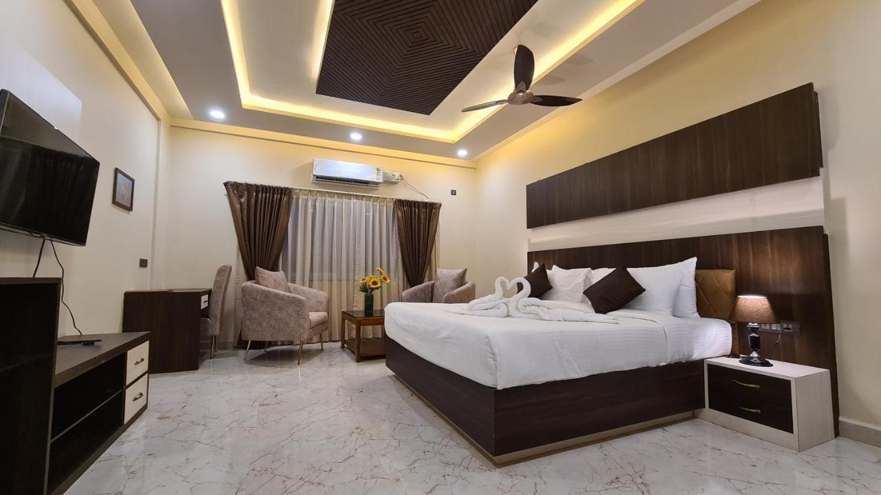 Hotel Eden การ์วาร์ ภายนอก รูปภาพ