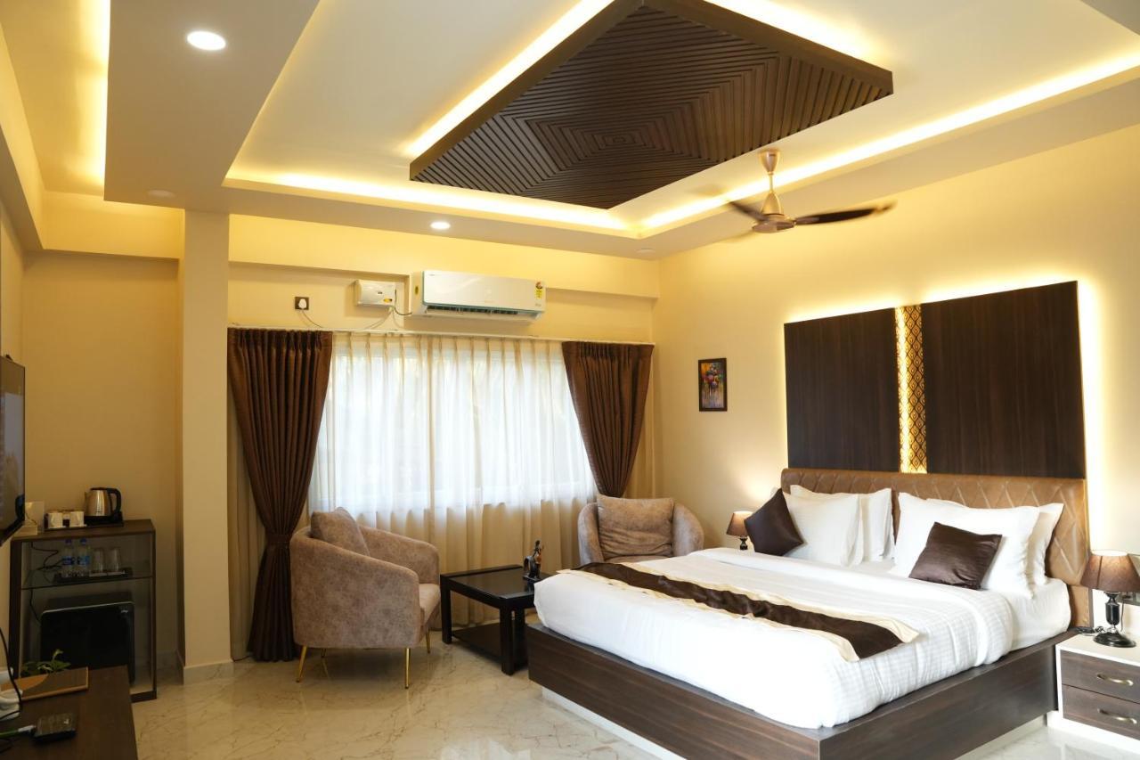 Hotel Eden การ์วาร์ ภายนอก รูปภาพ