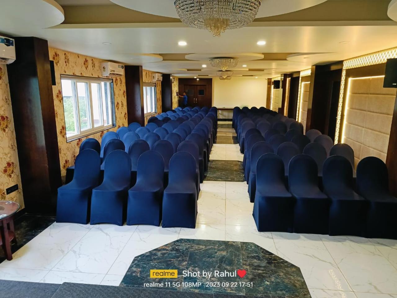 Hotel Eden การ์วาร์ ภายนอก รูปภาพ