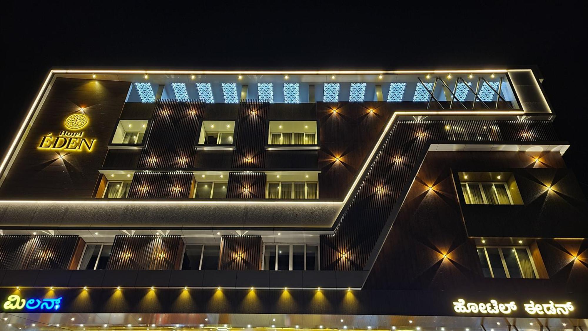 Hotel Eden การ์วาร์ ภายนอก รูปภาพ
