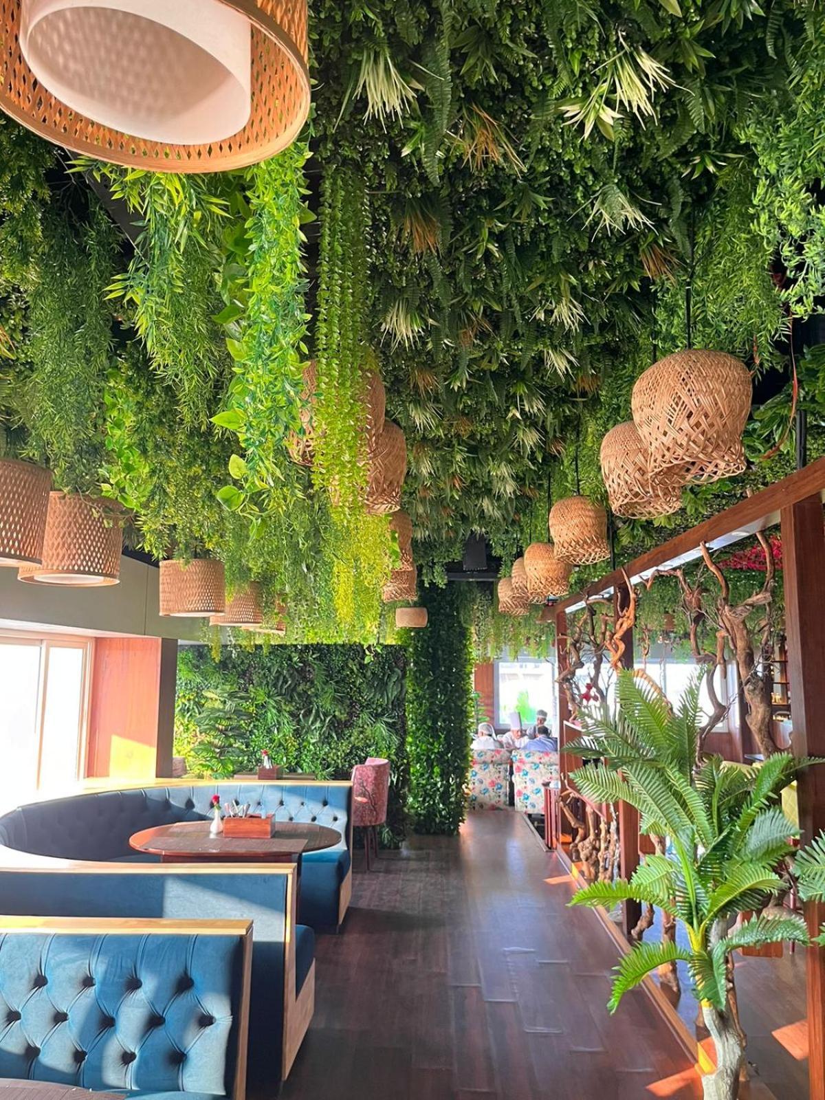Hotel Eden การ์วาร์ ภายนอก รูปภาพ