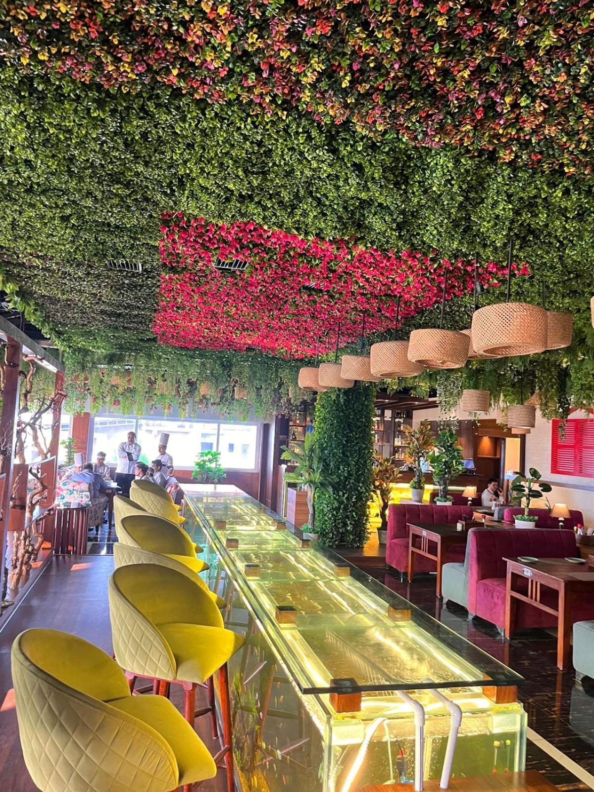 Hotel Eden การ์วาร์ ภายนอก รูปภาพ